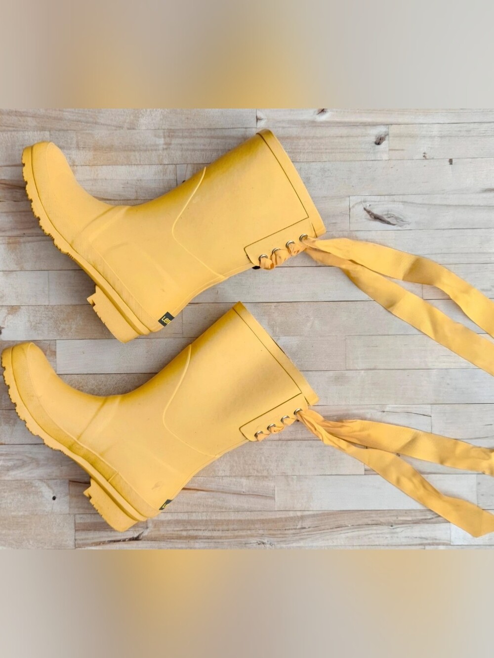6, bright yellow Lemon rain boots